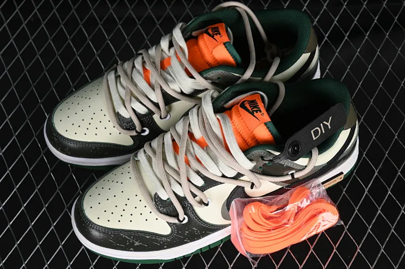 All Categories Nk SB Dunk Series Nk SB Dunk Low Low-top sneakers Nk Dunk Low Panda Prank Jungle Crossing Wilderness Ore Morandi Army Green Retro SB Strap Low-top Casual Shoes DD1391-300